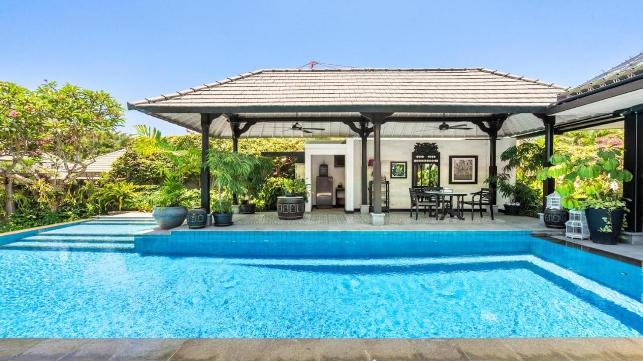 Kejora 12 Beachfront 3 Bedroom Luxe Villa Sanur  Exterior photo